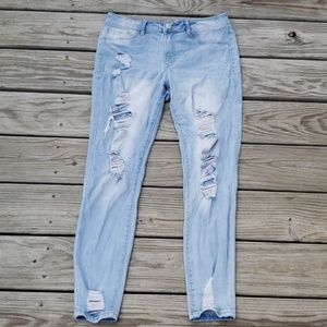 Refuge Distressed Skinny Jeans